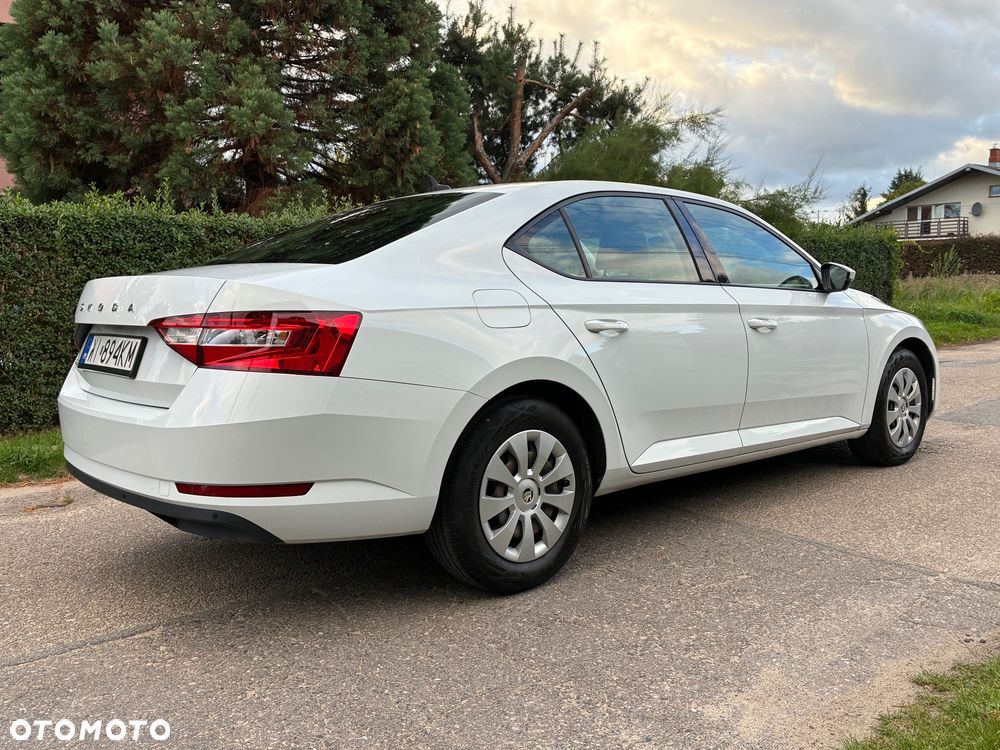 Skoda Superb 1.5 TSI Active - 3