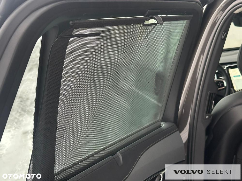 Volvo XC 90 - 26
