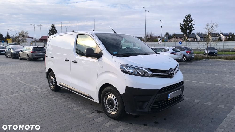 Toyota Proace - 2