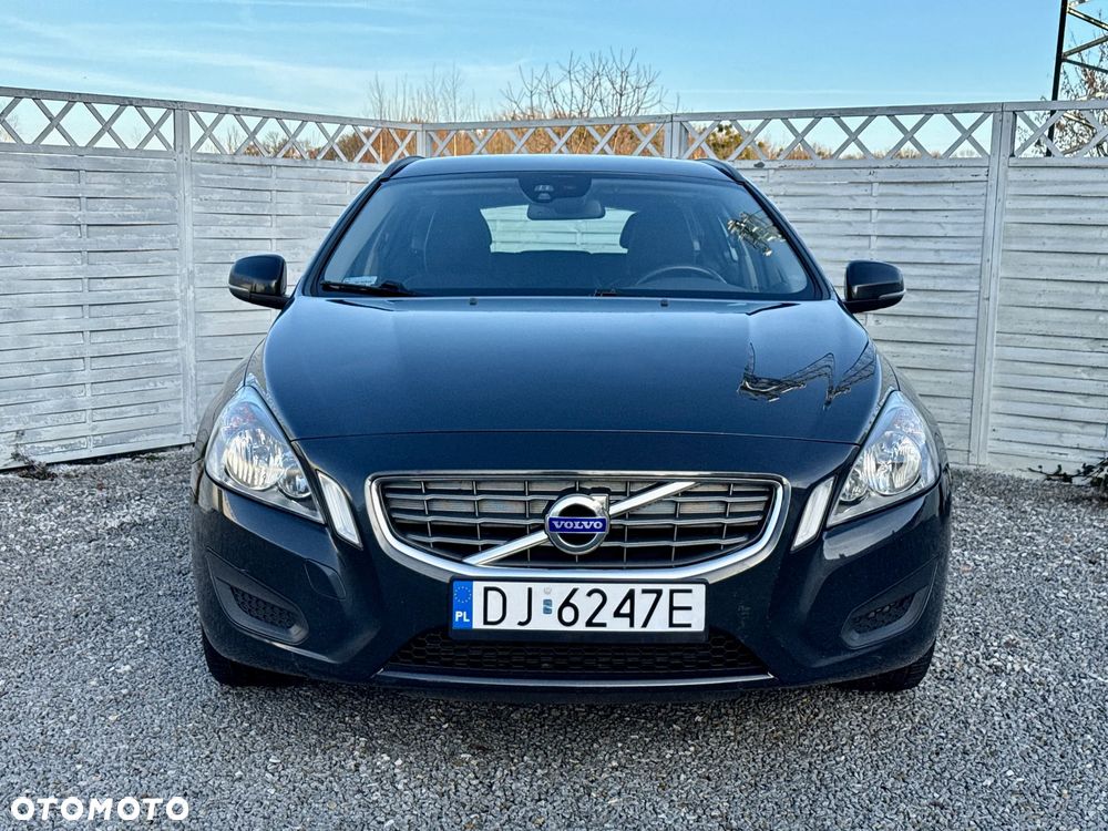 Volvo V60 DRIVe - 18