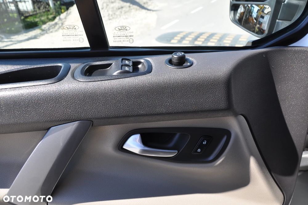 Ford TRANSIT CUSTOM 170 KM M6 Limited DCiV 290 L2 5 osobowy Brygadowy Krajowy I Właściciel Serwisowany Drzwi przesuwne z dwóch stron - 17