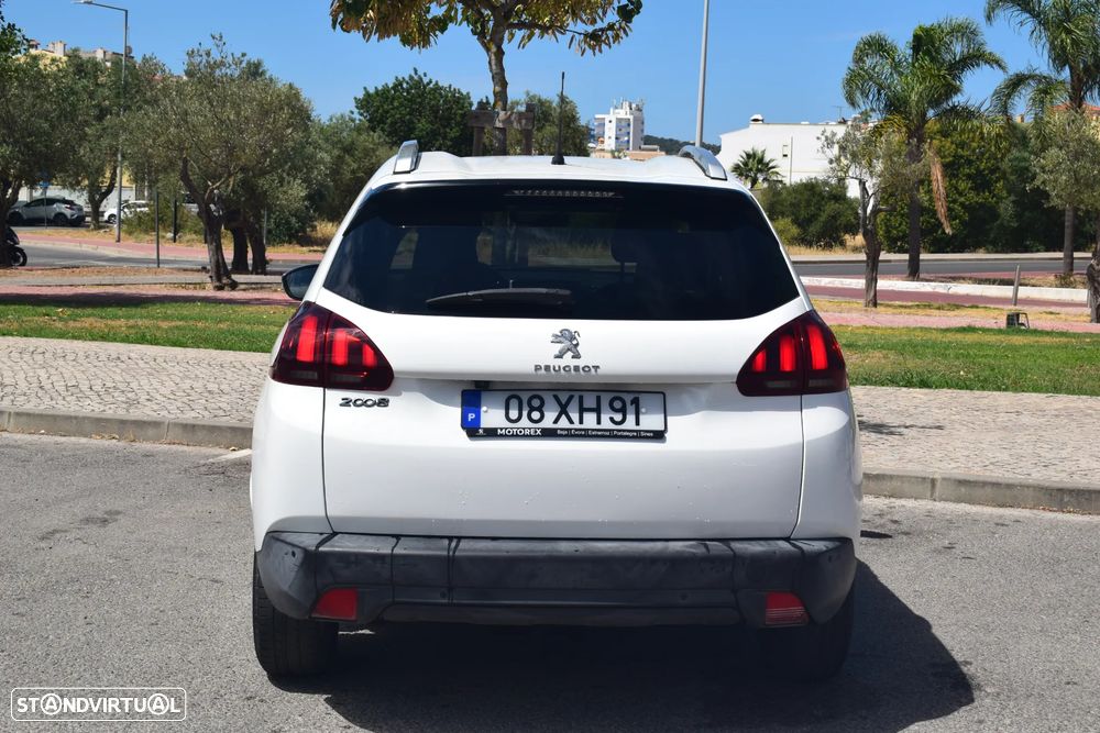Peugeot 2008 1.2 PureTech Style - 6