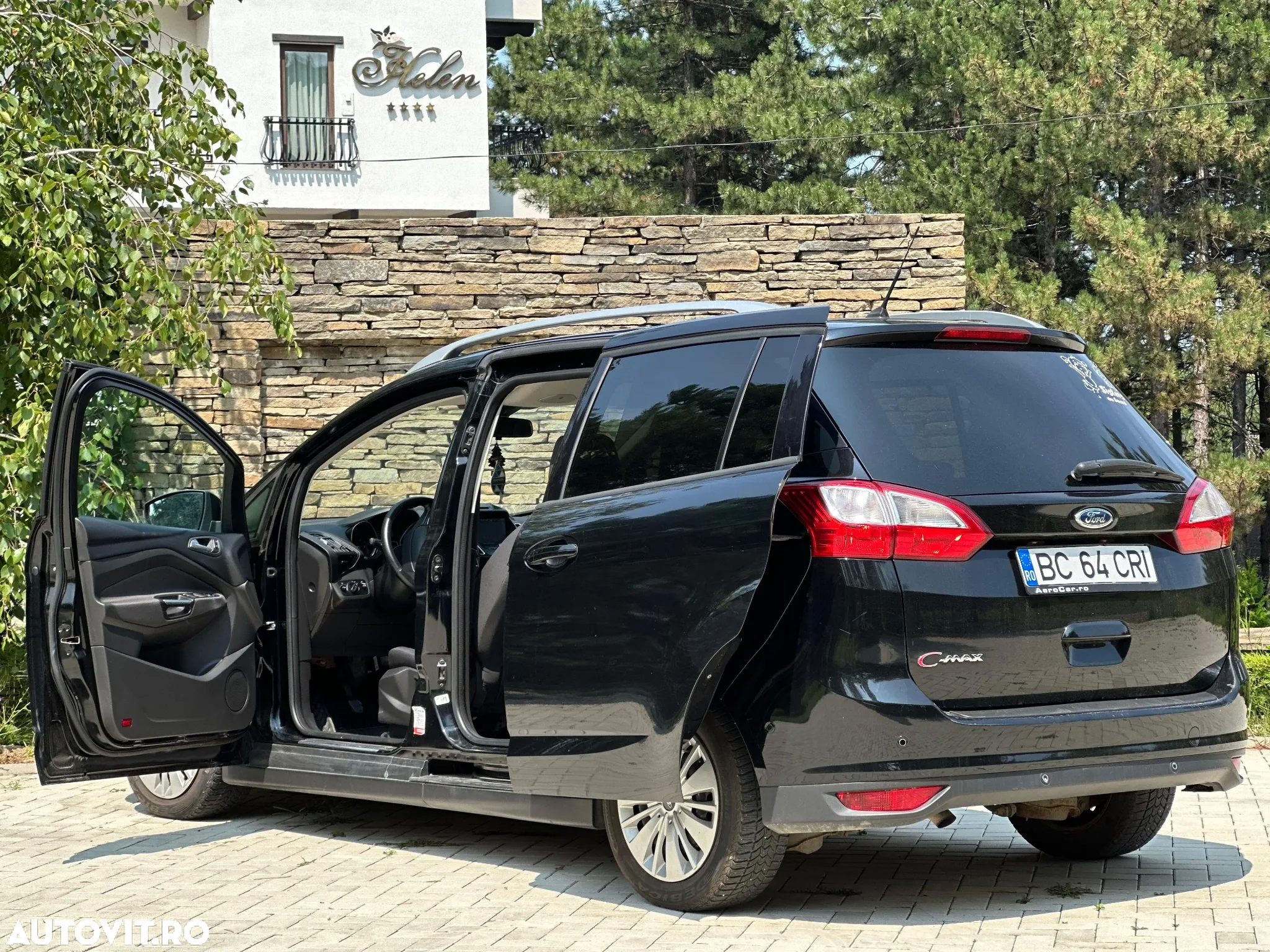Ford Grand C-Max - 10