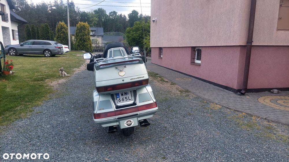 Honda GL - 6