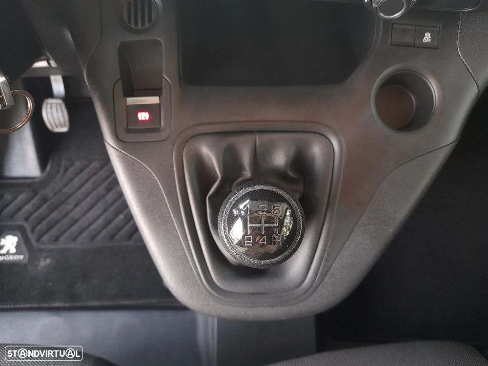 Peugeot Partner 1.6 BlueHDi L1 Pro 3L - 17