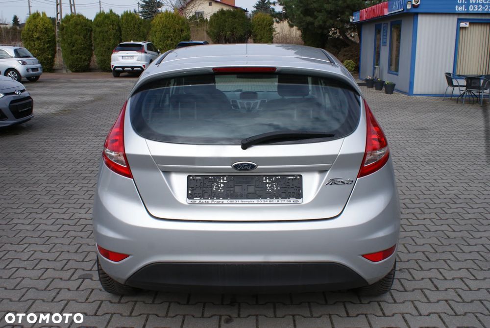 Ford Fiesta 1.25 Champions Edition - 10