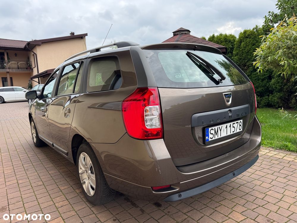 Dacia Logan TCe 90 Celebration - 10