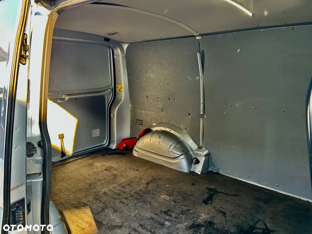 Volkswagen TRANSPORTER - 11