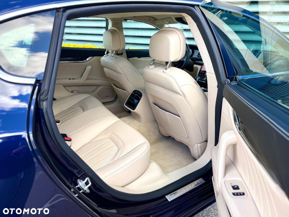 Maserati Quattroporte GranLusso S - 16