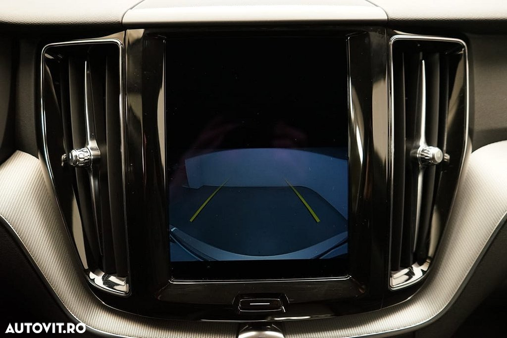 Volvo XC 60 B5 AT AWD MHEV Core - 10