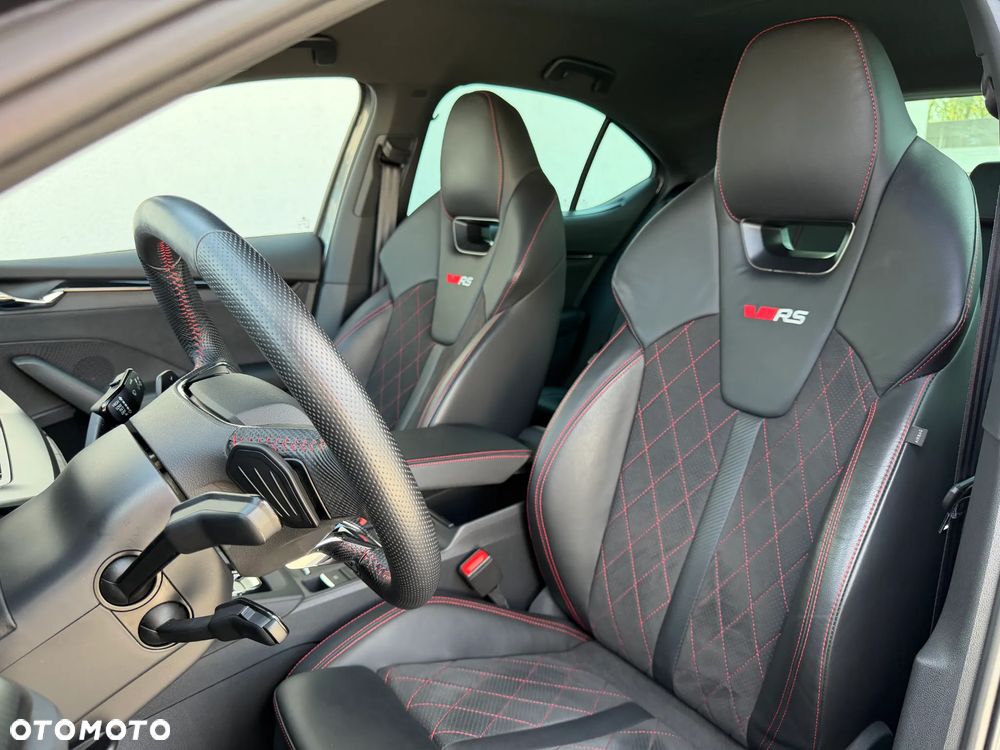 Skoda Octavia 2.0 TSI RS Challenge 245 DSG - 18