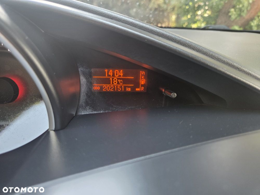 Toyota Verso 1.6 D-4D Prestige - 9