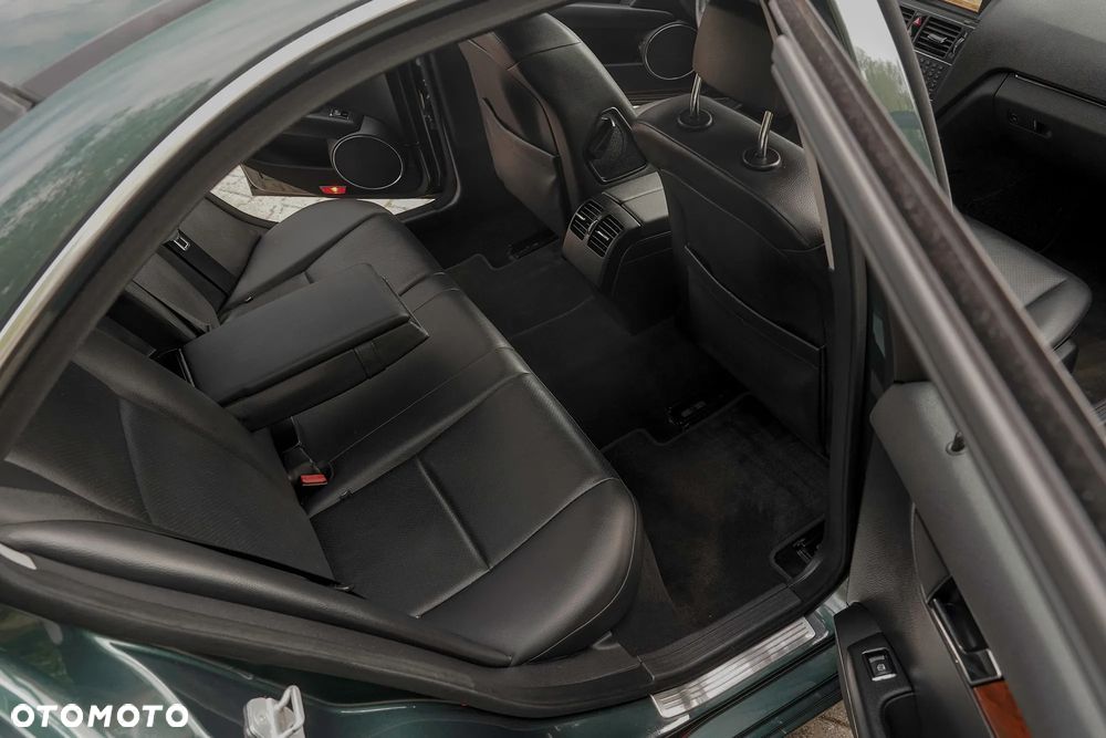 Mercedes-Benz Klasa C 300 7G-TRONIC SPORT EDITION - 10