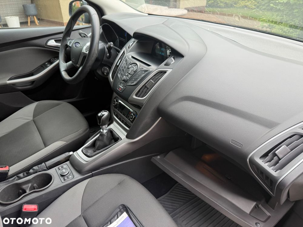 Ford Focus 1.0 EcoBoost Start-Stopp-System SYNC Edition - 37