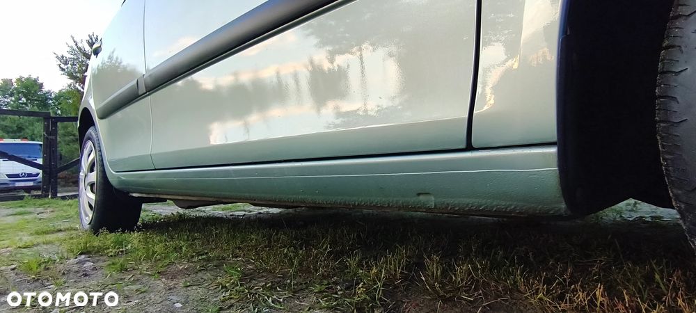 Skoda Fabia - 13