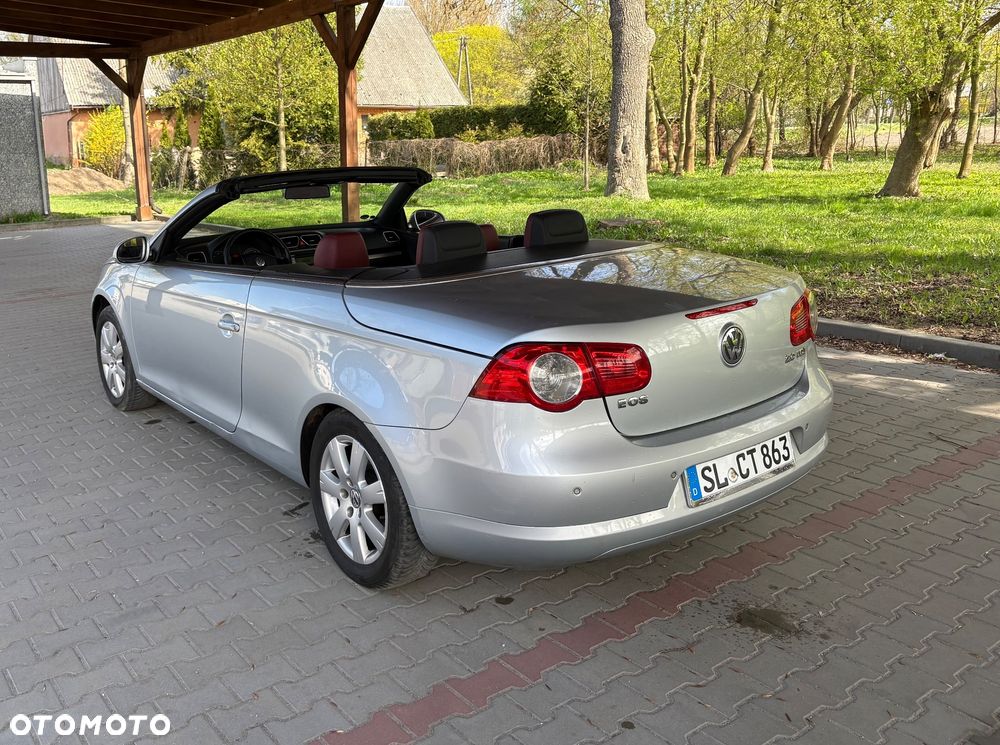 Volkswagen Eos - 11