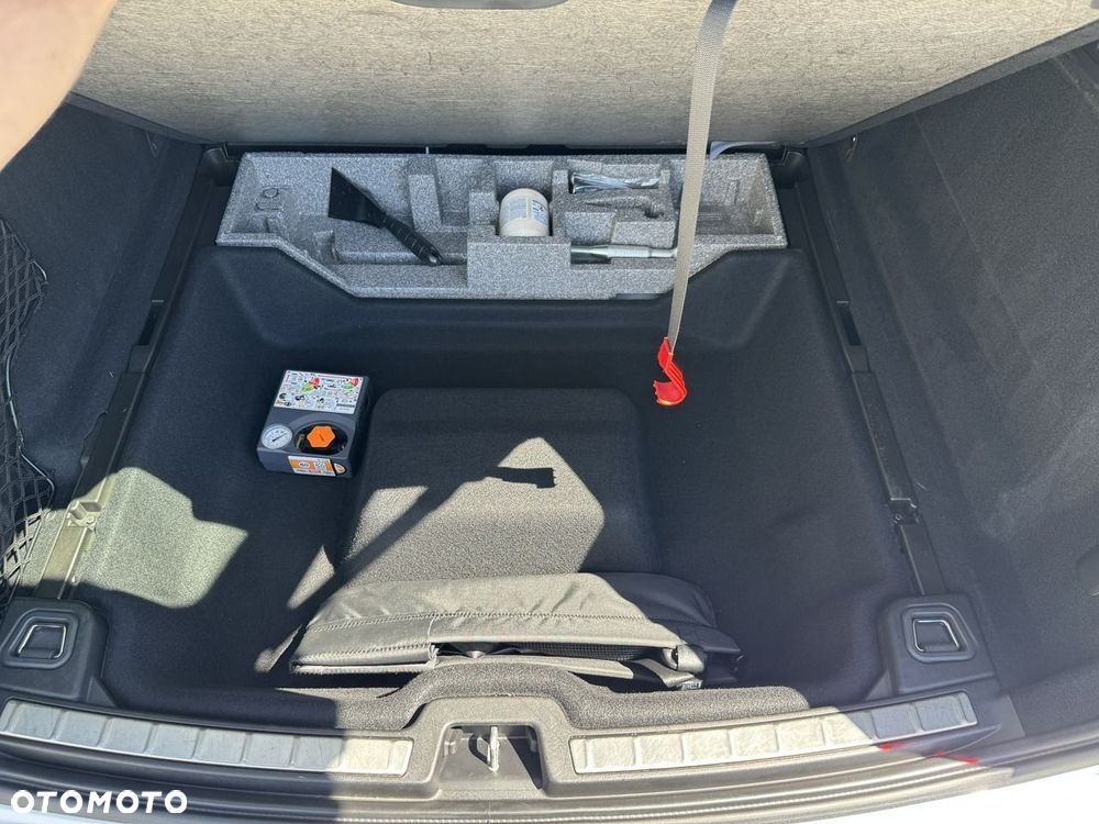 Volvo XC 60 - 38