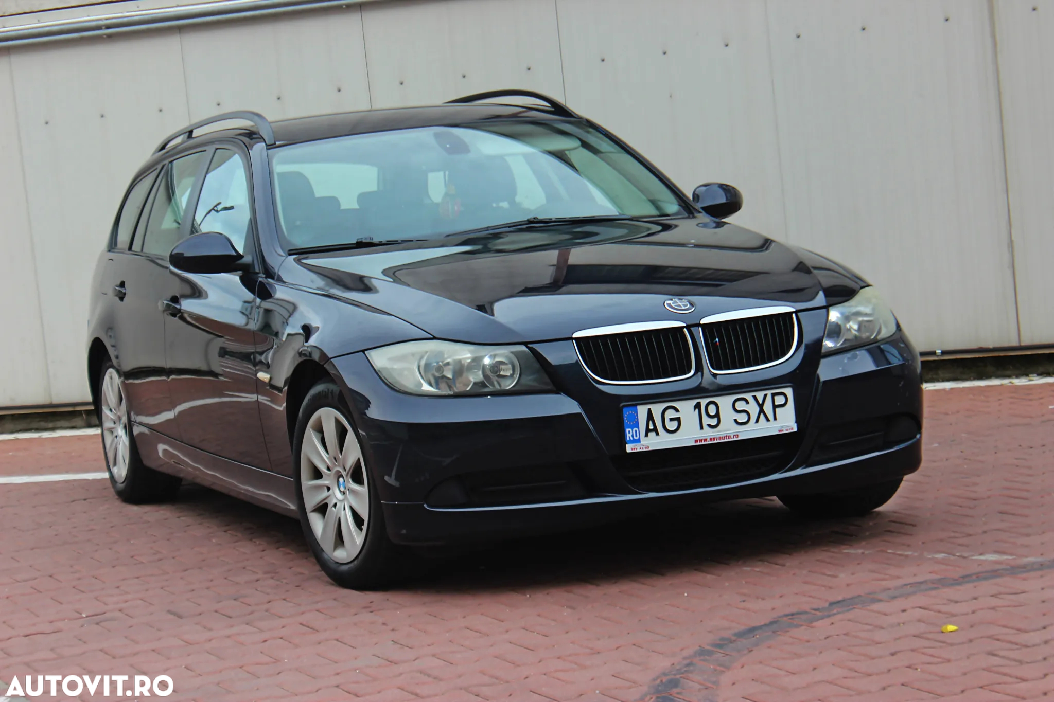 BMW Seria 3 320d DPF Touring - 9