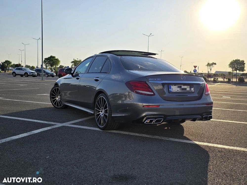 Mercedes-Benz E 43 AMG 4MATIC Aut. - 8