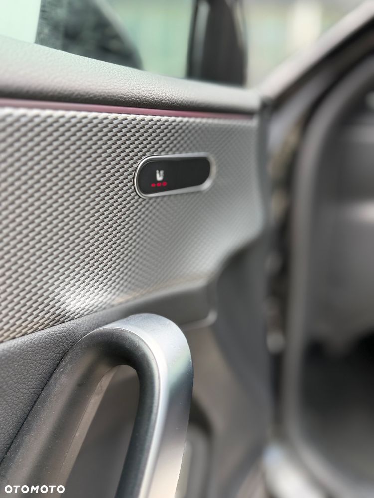 Mercedes-Benz Klasa A 200 Edycja specjalna 7G-DCT - 13