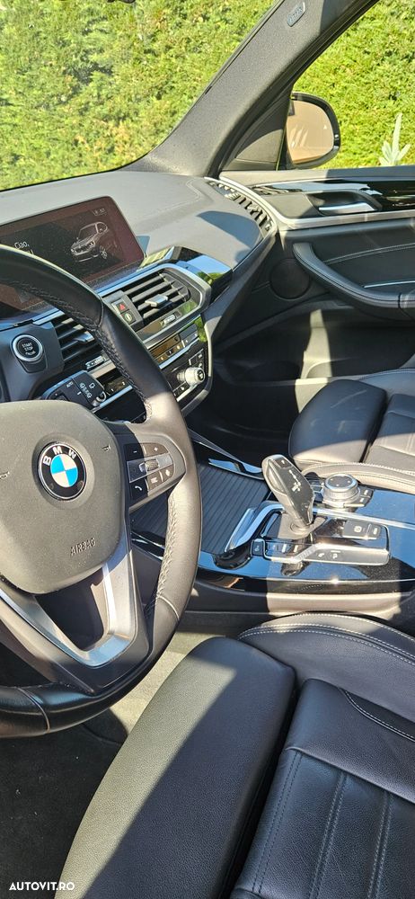 BMW X3 xDrive20d AT Luxury Line - 35