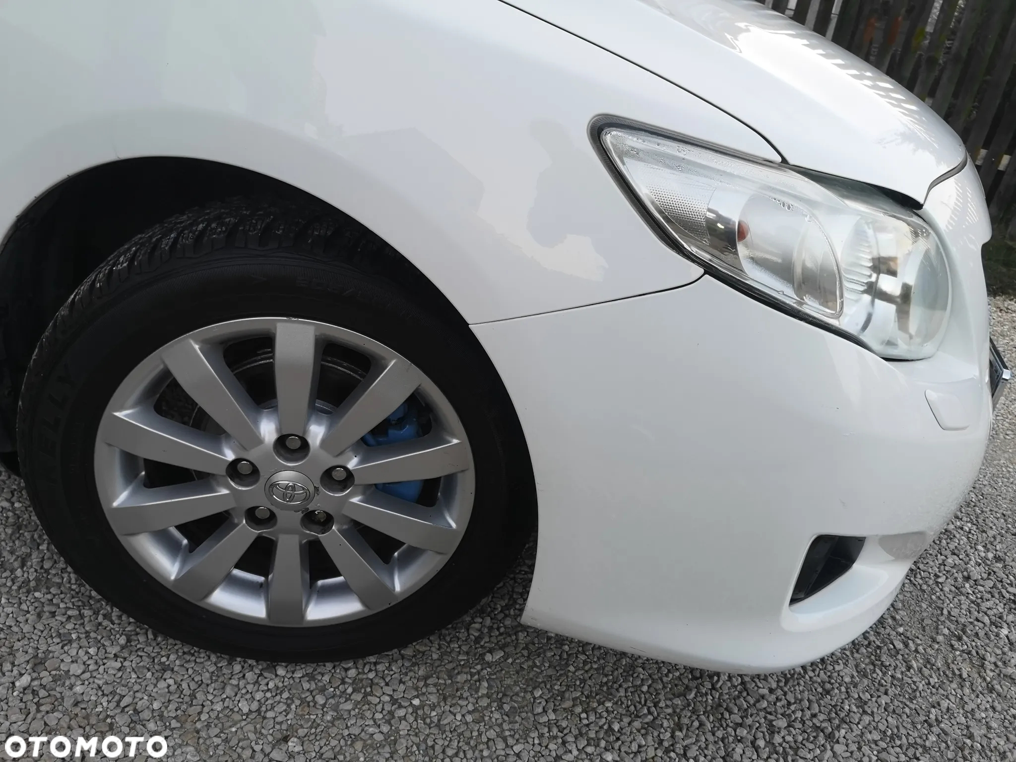 Toyota Corolla - 19