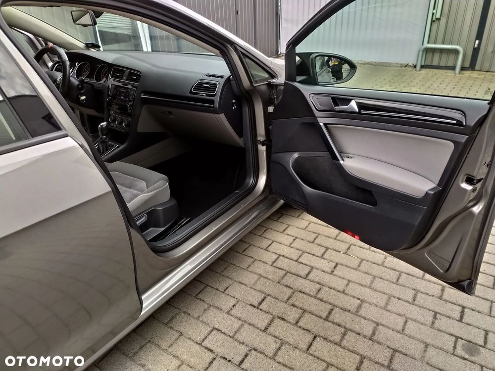 Volkswagen Golf 1.4 TSI DSG Comfortline - 26