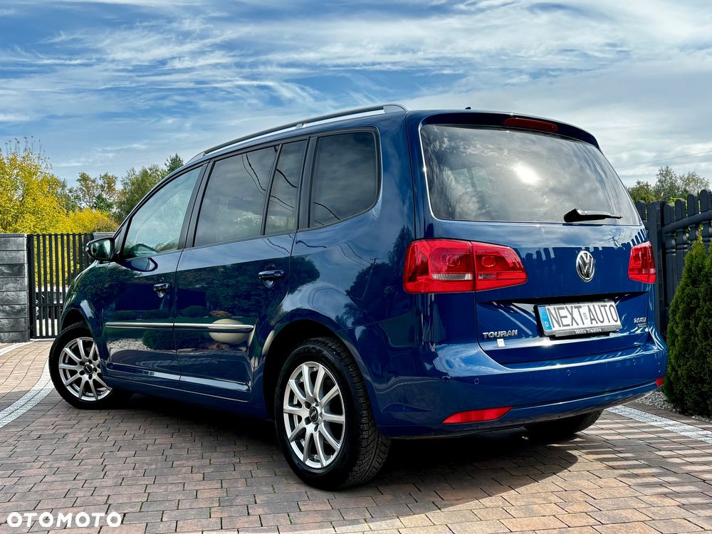 Volkswagen Touran 2.0 TDI DPF BlueMotion Technology Highline - 14