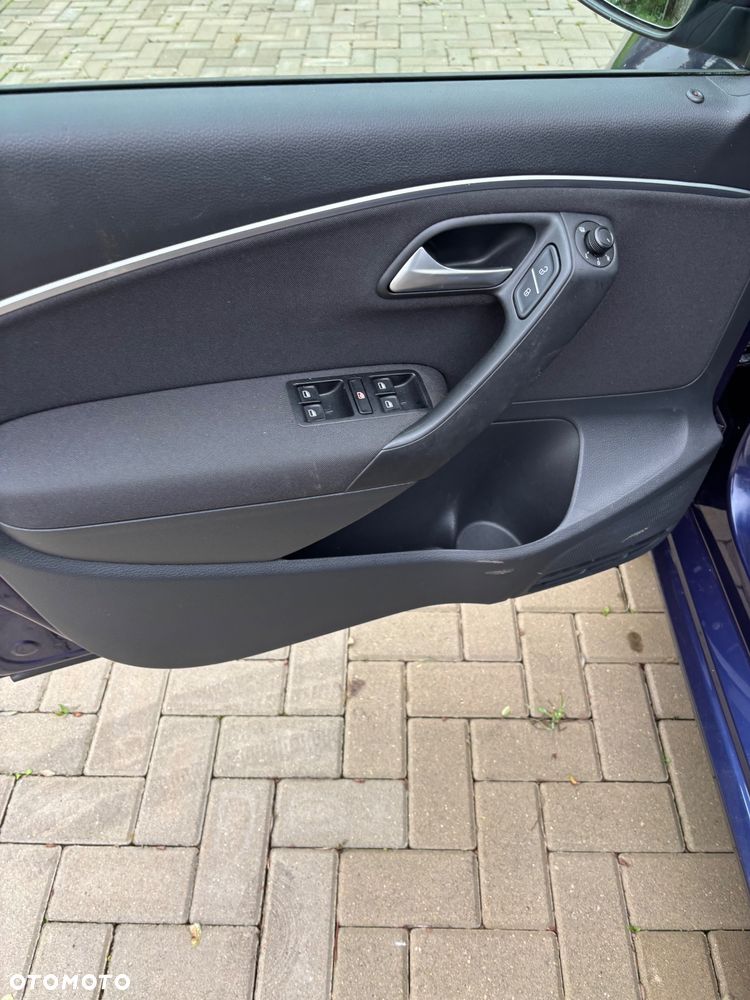 Volkswagen Polo 1.2 TSI Blue Motion Technology DSG Allstar - 10