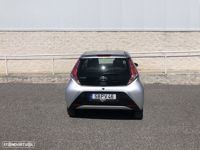 Toyota Aygo 1.0 X-Play - 5