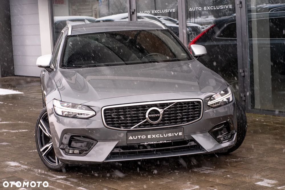 Volvo V90 D5 AWD R-Design - 9
