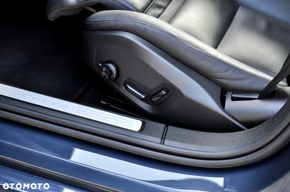Volvo V60 B3 B Geartronic Inscription - 19