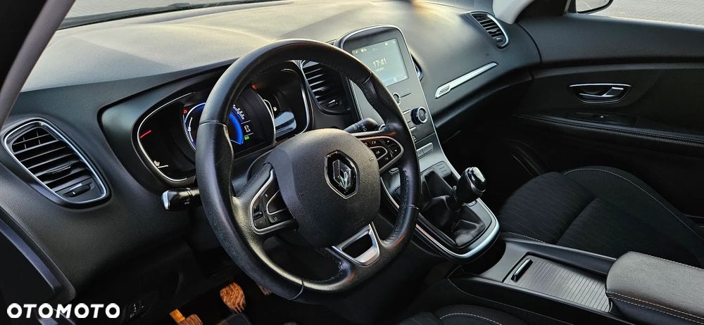 Renault Scenic ENERGY TCe 140 LIMITED - 12