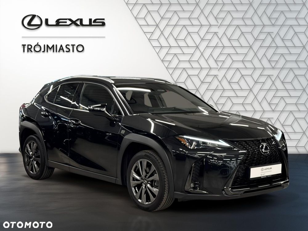 Lexus UX 300h F Sport Design - 8