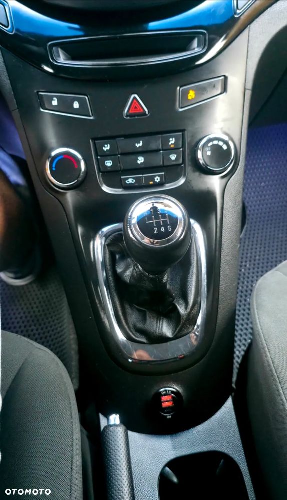 Chevrolet Orlando 2.0 D LS+ - 17