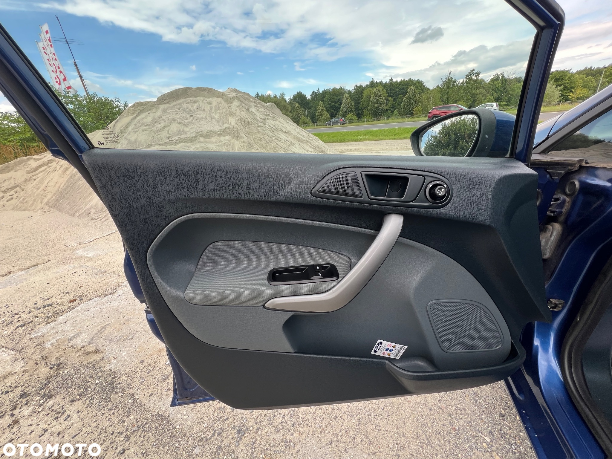 Ford Fiesta 1.25 Champions Edition - 34