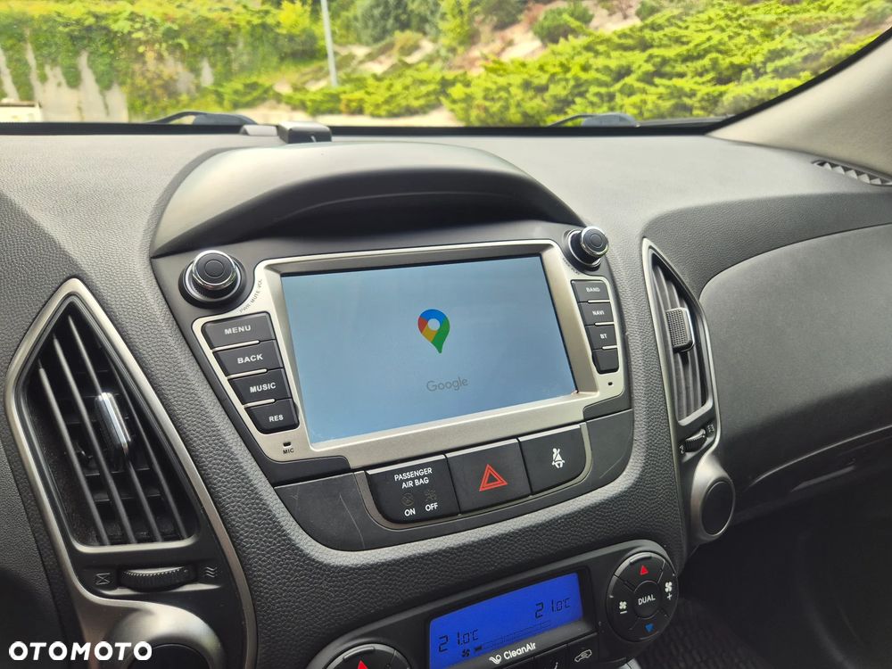 Hyundai ix35 2.0 CRDi 4WD Automatik Fifa World Cup Gold Edition - 25