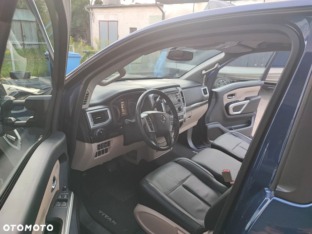 Nissan Titan - 7