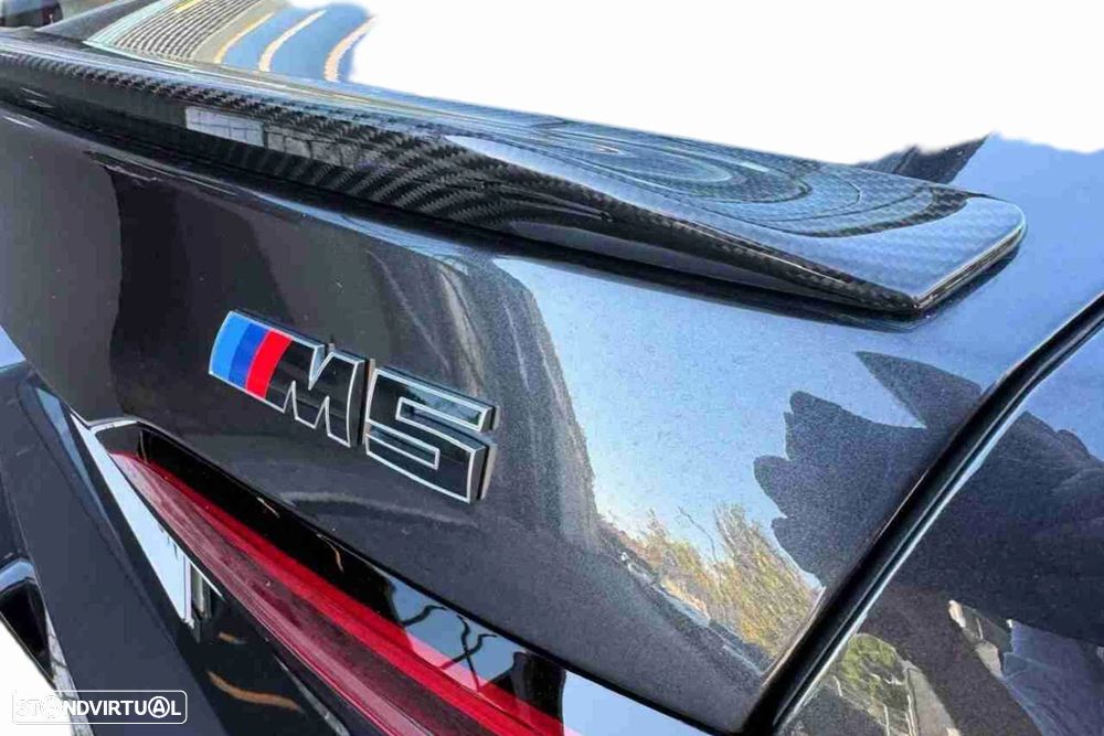 BMW i5 - 9