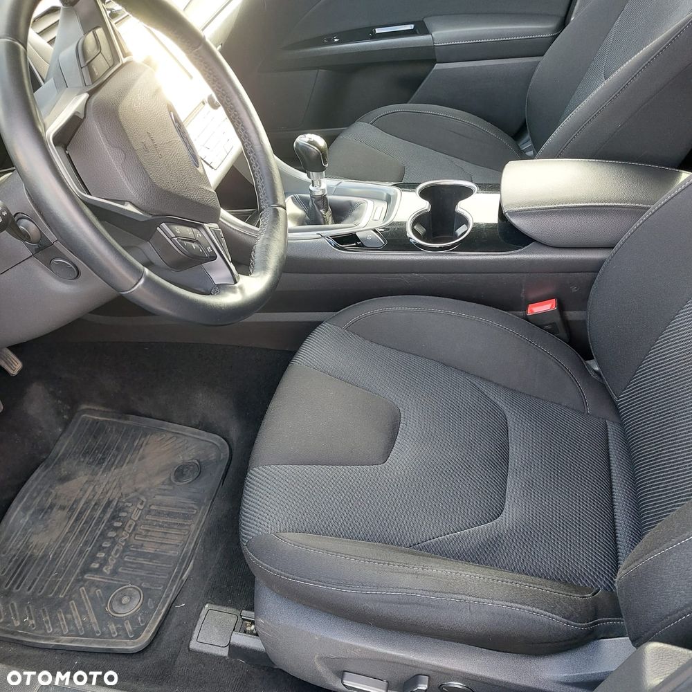Ford Mondeo 2.0 TDCi Titanium - 8
