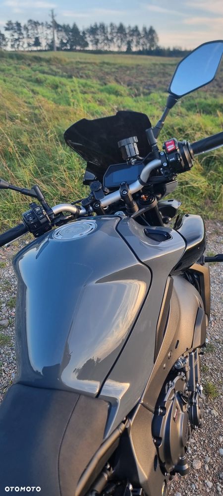 Yamaha MT - 5