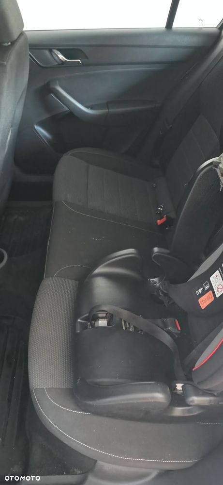 Skoda RAPID 1.2 TSI Style Plus - 6