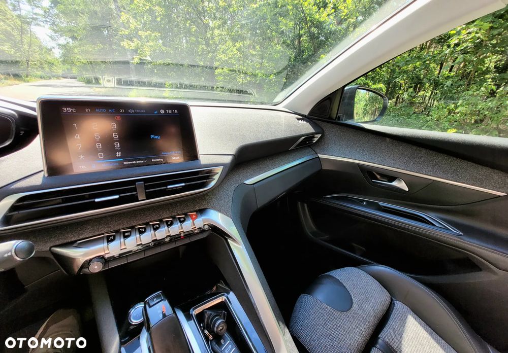 Peugeot 5008 1.5 BlueHDi Allure S&S EAT8 - 3