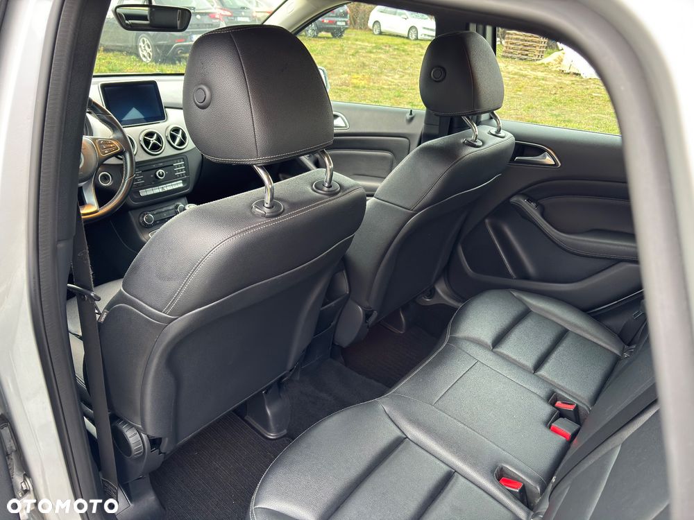 Mercedes-Benz Klasa B 180 (CDI) d AMG Line - 16