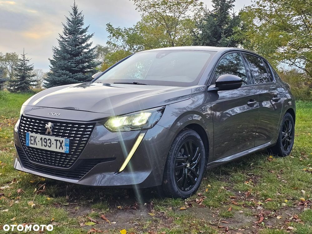 Peugeot 208 - 30