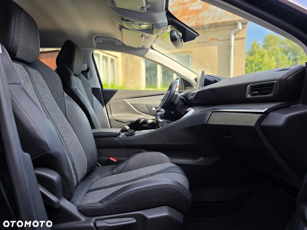 Peugeot 3008 - 26