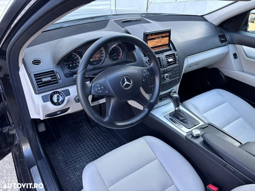 Mercedes-Benz C 250 CGI Automatik BlueEFFICIENCY Avantgarde - 19