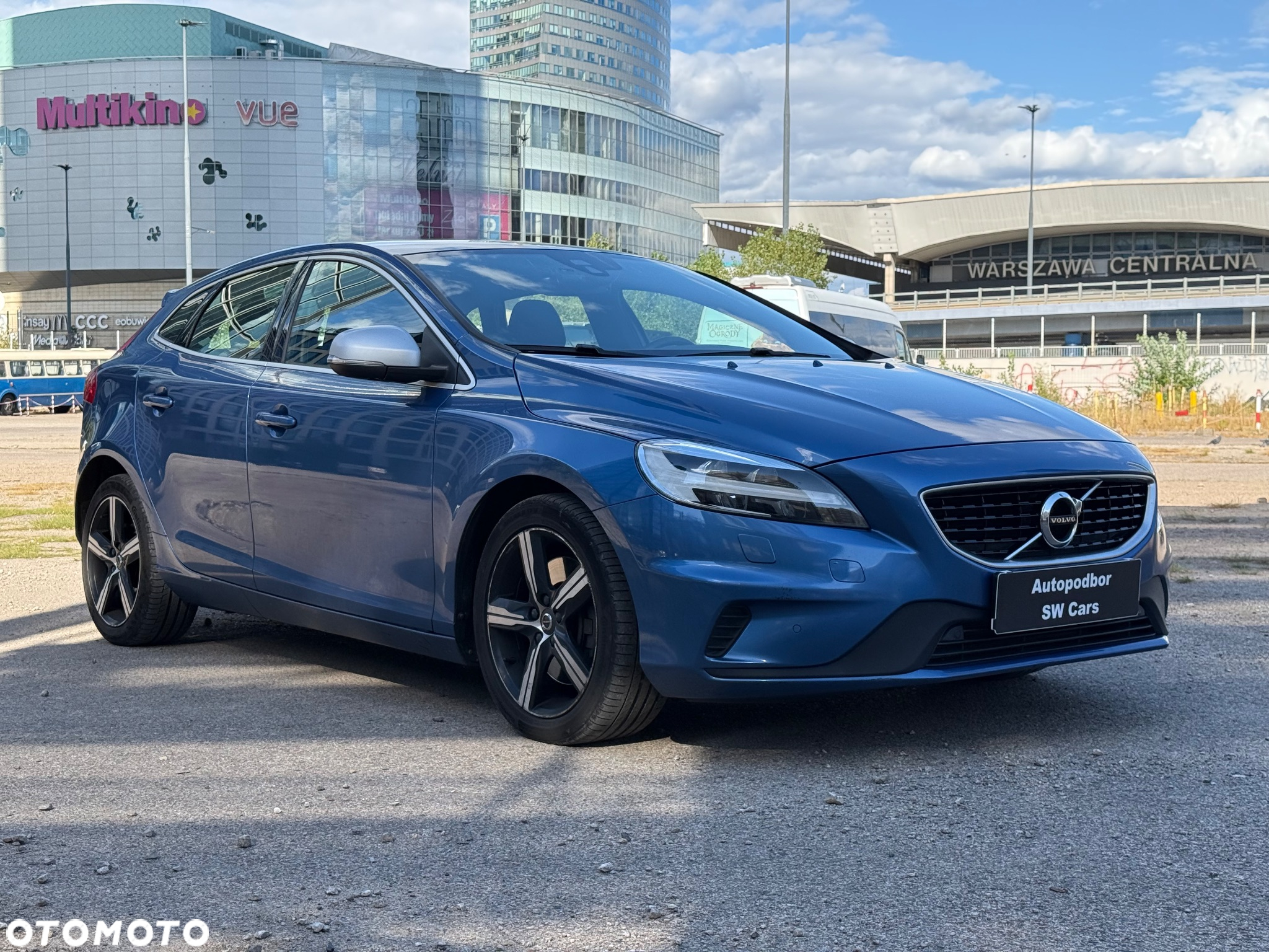 Volvo V40 T4 Drive-E R-Design Momentum - 3