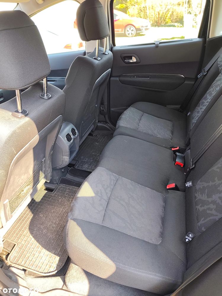 Peugeot 3008 - 8