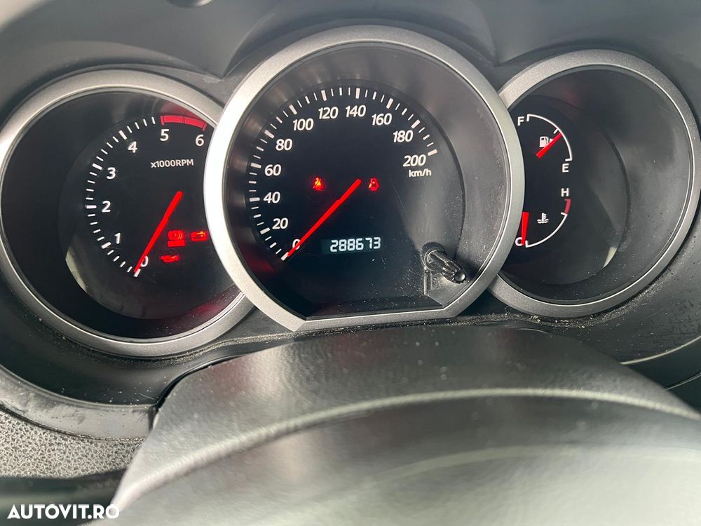 Suzuki Grand Vitara - 10